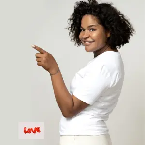 Illustrated testimonial avatar representing Hannah M.